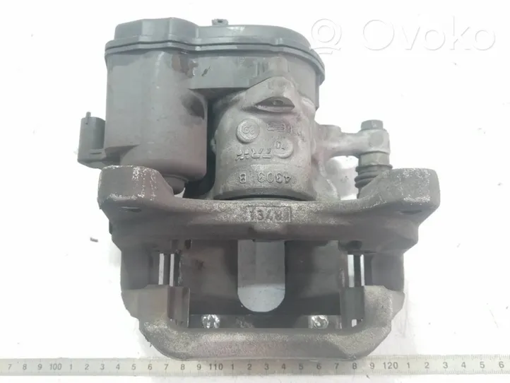 Opel Astra K Rear brake caliper 39021735