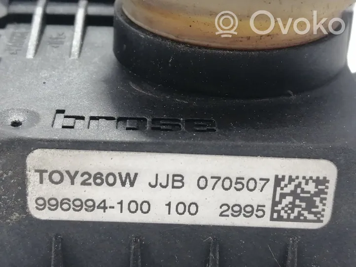 Toyota Corolla Verso AR10 Elektryczny podnośnik szyby drzwi tylnych 996994100