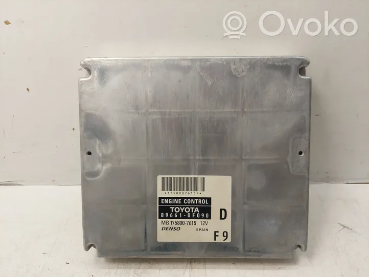 Toyota Corolla Verso AR10 Calculateur moteur ECU 