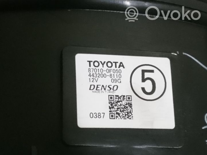 Toyota Corolla Verso AR10 Salono oro mazgo plastikinis korpusas 