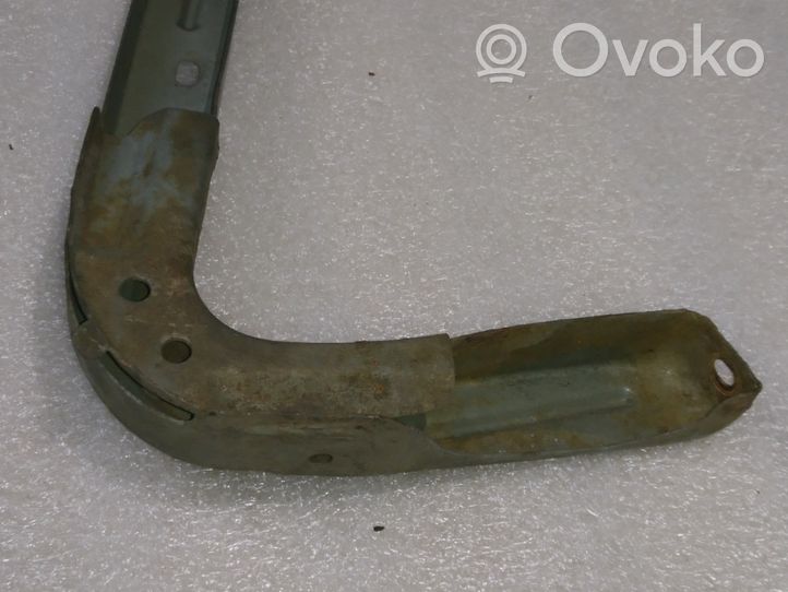 Toyota Avensis T250 Staffa del pannello di supporto del radiatore 