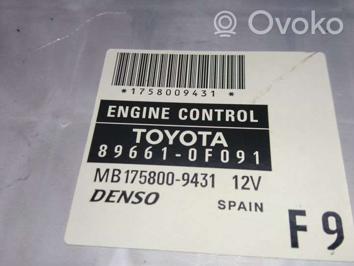 Toyota Corolla Verso AR10 Calculateur moteur ECU 