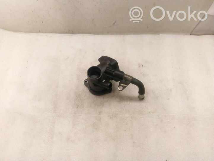 Toyota Corolla Verso AR10 Boîtier de thermostat 163200R011