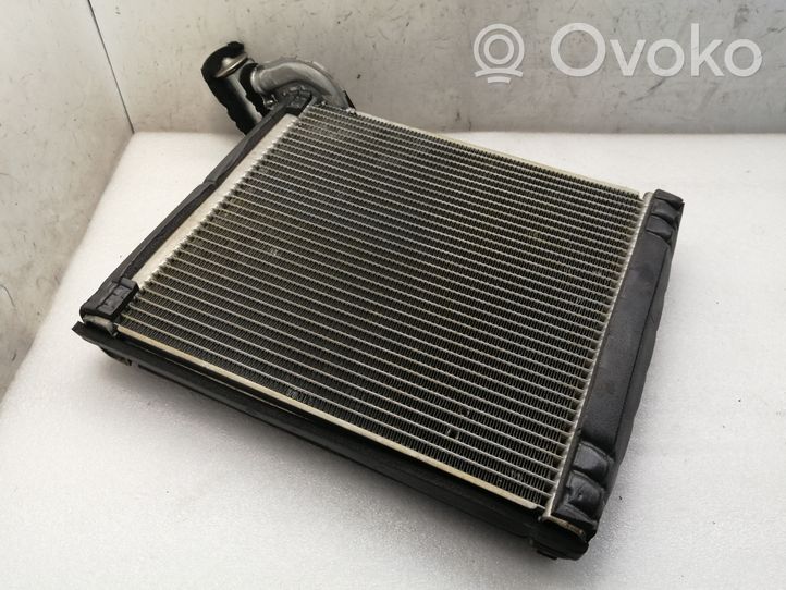 Toyota Avensis T270 Air conditioning (A/C) radiator (interior) 