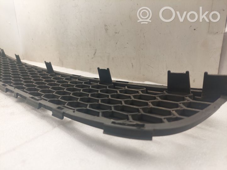 Toyota Corolla Verso AR10 Grille inférieure de pare-chocs avant 