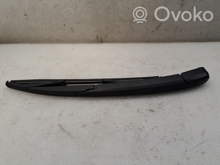 Toyota Avensis T250 Rear wiper blade arm 