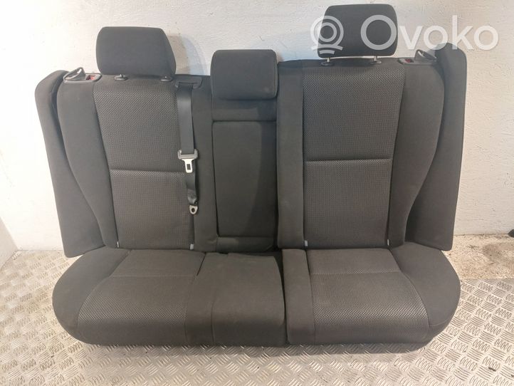 Toyota Avensis T250 Seat set 