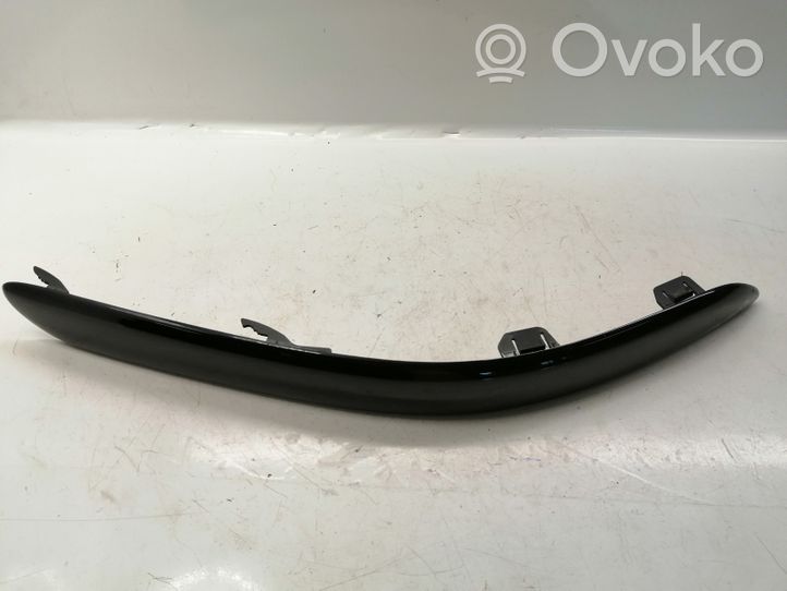 Toyota Avensis T250 Modanatura separatore del paraurti anteriore 