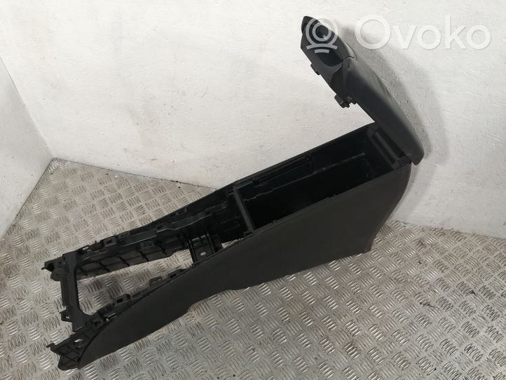 Toyota Avensis T270 Center console 