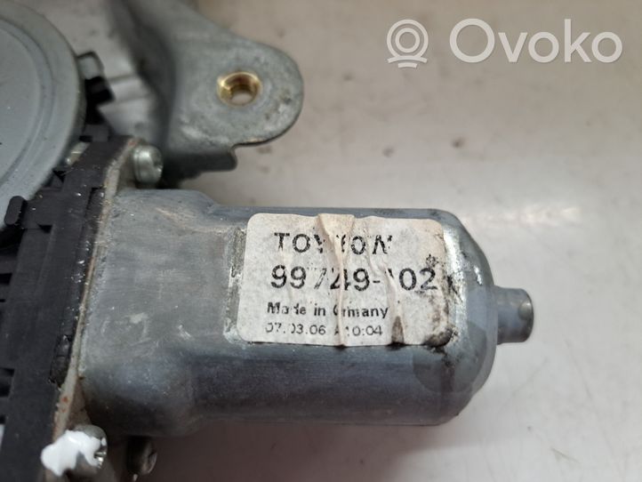 Toyota Corolla Verso AR10 Mechanizm podnoszenia szyby tylnej bez silnika 996994100