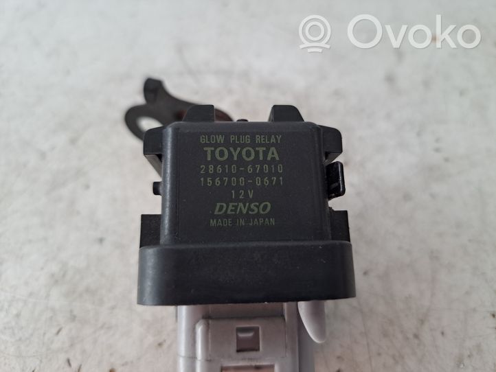 Toyota Avensis T270 Przekaźnik / Modul układu ogrzewania wstępnego 1567000671