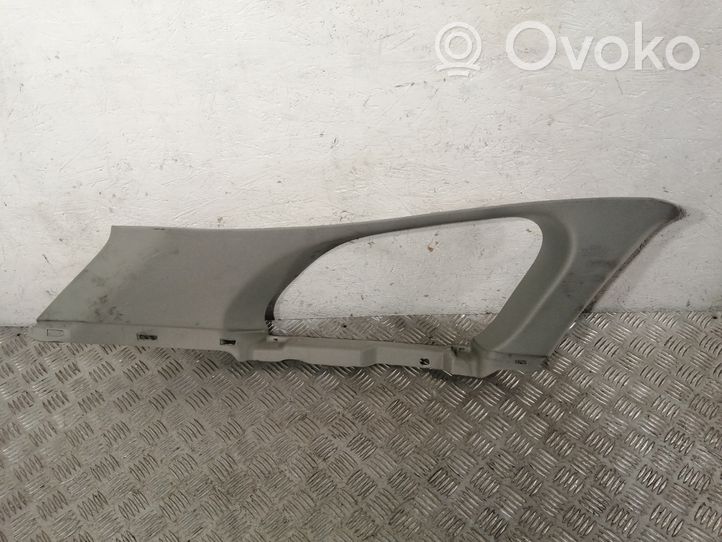 Toyota Avensis T270 (D) garniture de pilier (haut) 