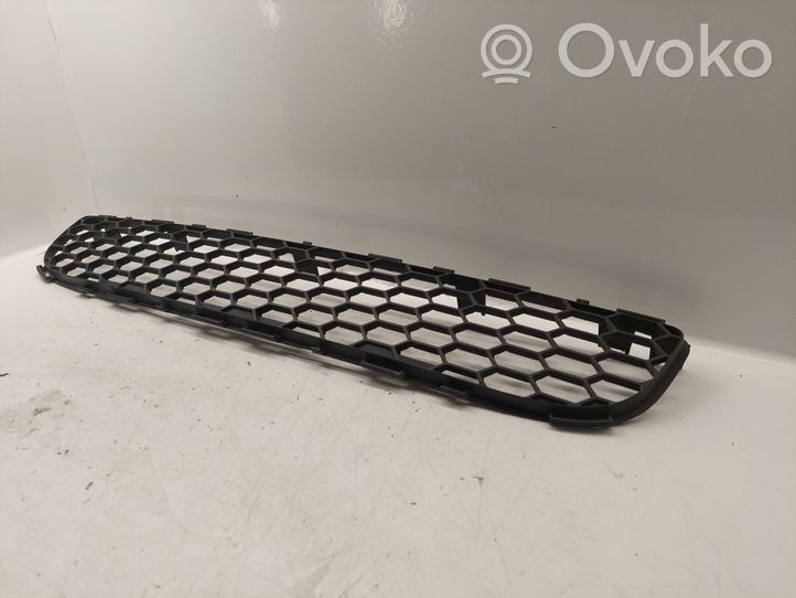 Toyota Corolla Verso AR10 Grille inférieure de pare-chocs avant 