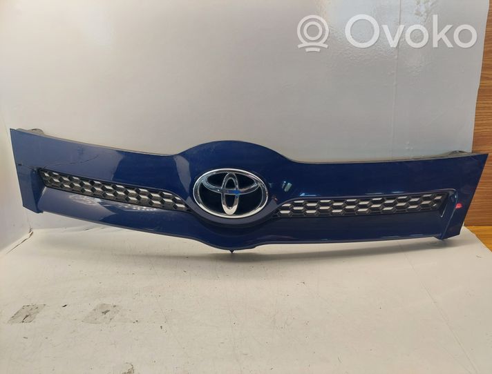 Toyota Corolla Verso AR10 Atrapa chłodnicy / Grill 531110F020
