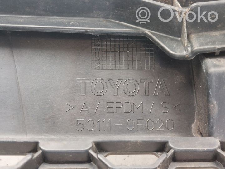 Toyota Corolla Verso AR10 Grille de calandre avant 531110F020
