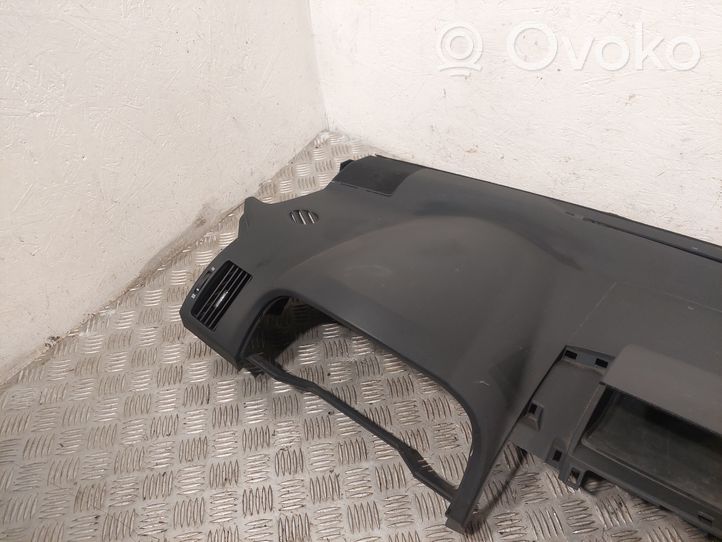 Toyota Corolla Verso AR10 Tableau de bord 553020F010