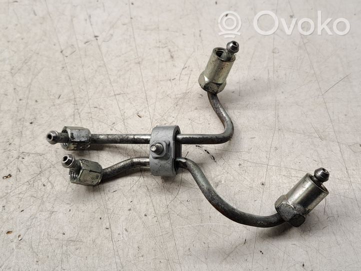 Toyota Corolla Verso AR10 Tuyau d'alimentation d'injecteur de carburant 