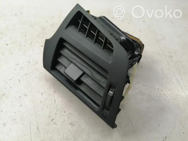 Toyota Verso Copertura griglia di ventilazione laterale cruscotto 