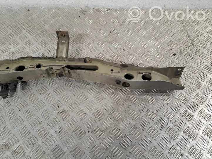 Toyota Avensis T270 Staffa del pannello di supporto del radiatore parte superiore 