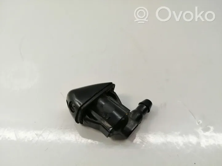 Toyota Corolla Verso AR10 Windshield washer spray nozzle 