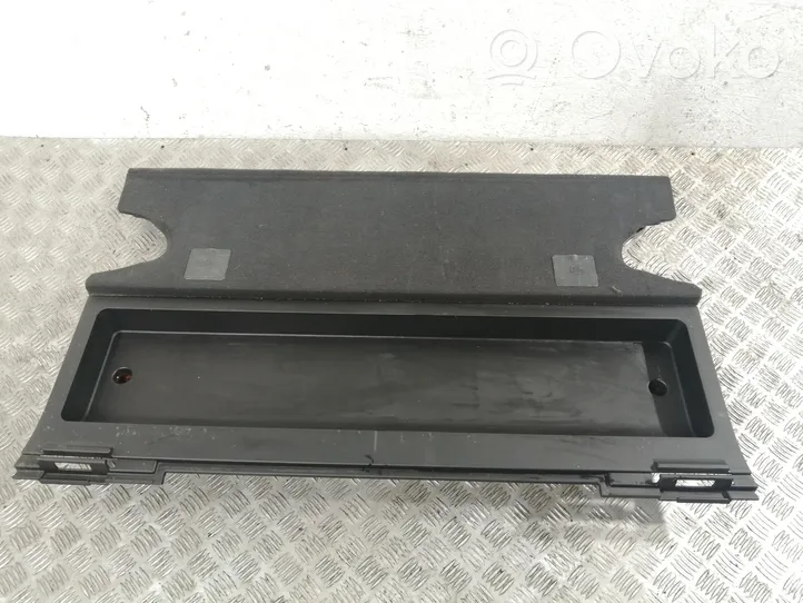 Toyota Avensis T250 Tapis de coffre 