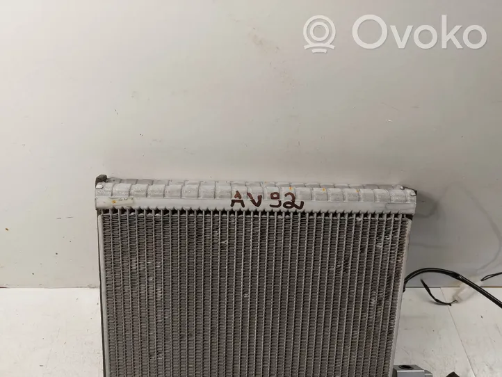 Toyota Avensis T250 Радиатор кондиционера воздуха (в салоне) 