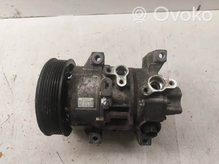 Toyota Corolla Verso AR10 Compressore aria condizionata (A/C) (pompa) 