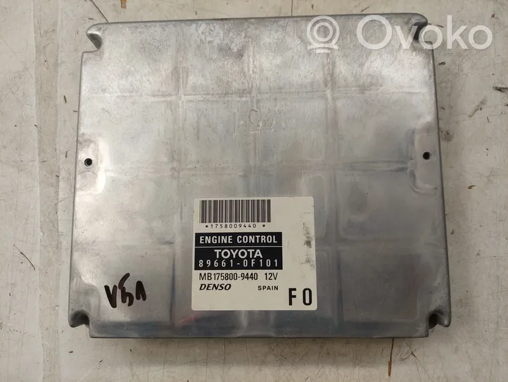 Toyota Corolla Verso AR10 Calculateur moteur ECU MB1758009440