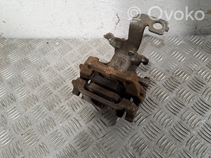 Toyota Avensis T270 Caliper del freno trasero 