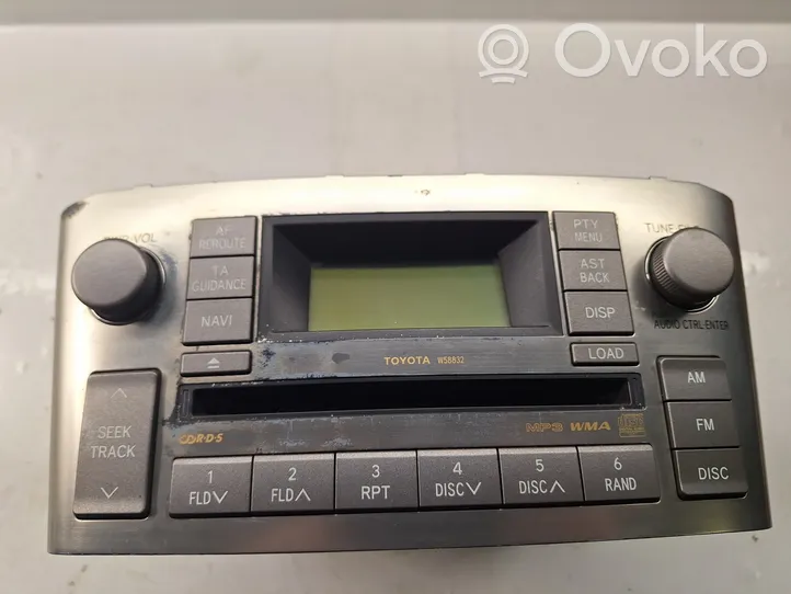 Toyota Avensis T250 Panel / Radioodtwarzacz CD/DVD/GPS 