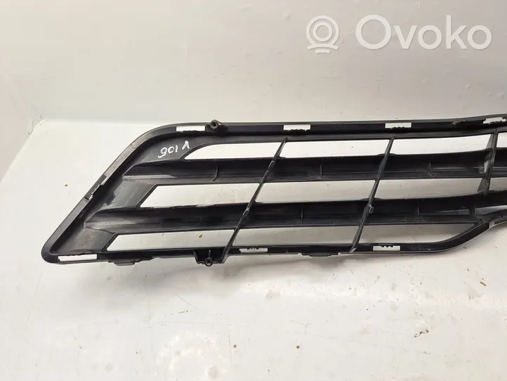 Toyota Verso Maskownica / Grill / Atrapa górna chłodnicy 