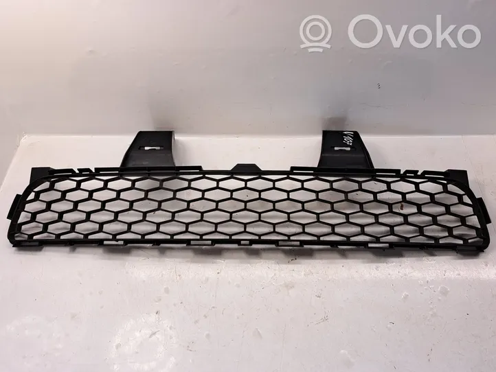 Toyota Corolla Verso AR10 Grille inférieure de pare-chocs avant 