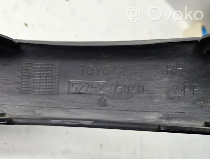 Toyota Avensis T250 Modanatura della barra di rivestimento del paraurti anteriore 5275205040
