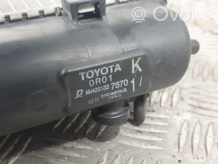 Toyota Corolla Verso AR10 Radiateur de refroidissement MN4221337670