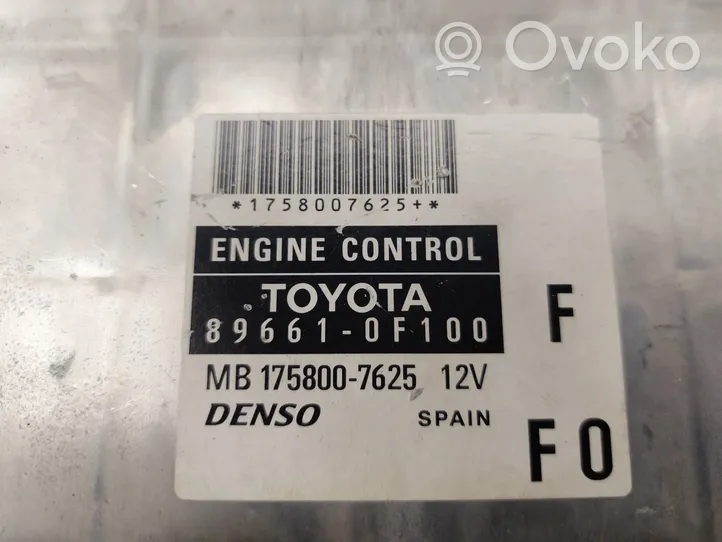 Toyota Corolla Verso AR10 Calculateur moteur ECU 