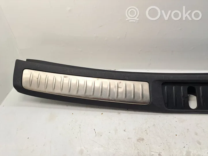 Toyota Avensis T270 Rivestimento di protezione sottoporta del bagagliaio/baule 