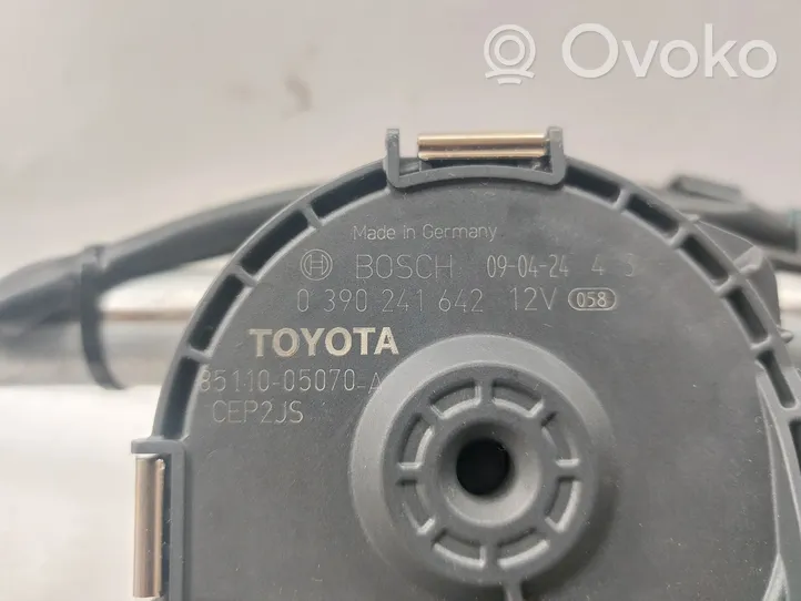 Toyota Avensis T270 Mechanizm i silniczek wycieraczek szyby przedniej / czołowej 