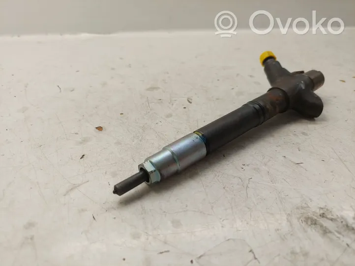 Toyota Avensis T270 Injecteur de carburant 2367029136