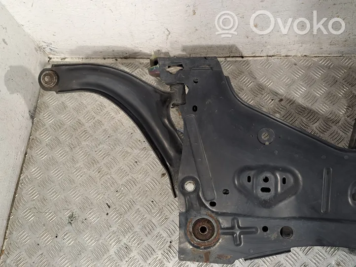 Nissan Note (E11) Sottotelaio anteriore 