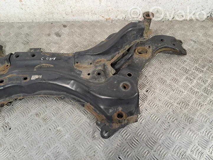 Toyota Auris 150 Sottotelaio anteriore 5120102102