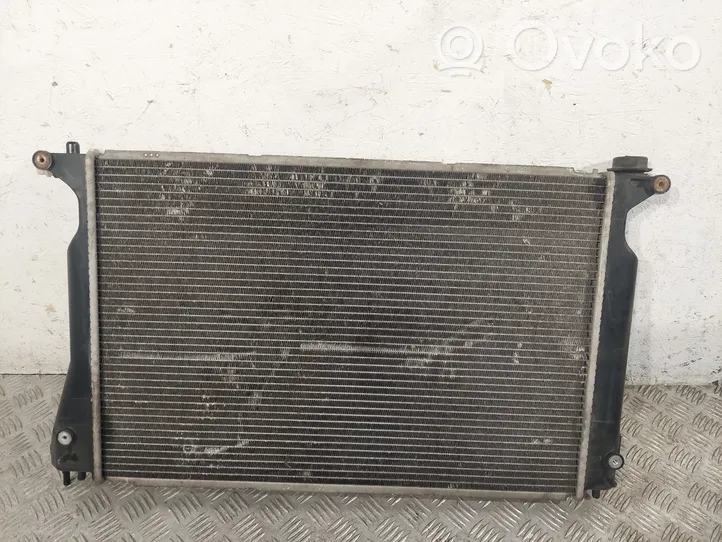 Toyota Corolla Verso AR10 Dzesēšanas šķidruma radiators MN4221333301