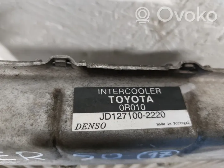 Toyota Corolla Verso AR10 Chłodnica powietrza doładowującego / Intercooler 