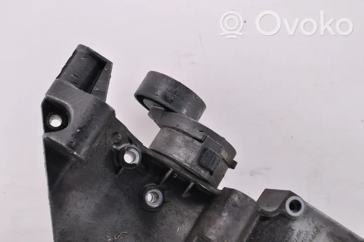 Ford Mondeo MK IV Support de générateur / alternateur 7G9Q10K018AA