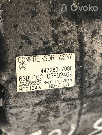 Mercedes-Benz C W204 Ilmastointilaitteen kompressorin pumppu (A/C) A0008302700