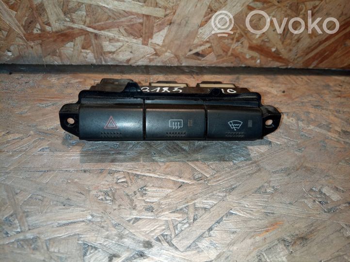 Toyota Avensis T220 Interrupteur feux de détresse 5544620140