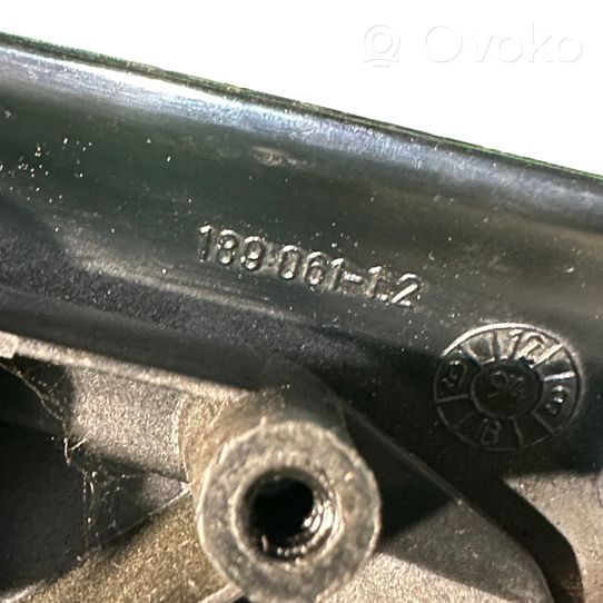 Opel Astra F Manualne lusterko boczne drzwi przednich E10117394