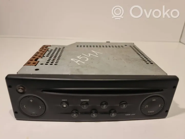 Renault Trafic II (X83) Unité principale radio / CD / DVD / GPS 7700433948d