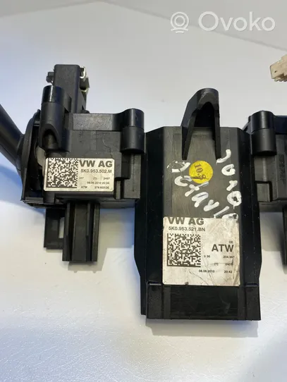 Skoda Octavia Mk2 (1Z) Interruptor/palanca de limpiador de luz de giro 5K0953521BN