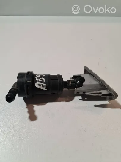 Opel Zafira B Headlight washer spray nozzle 13247298