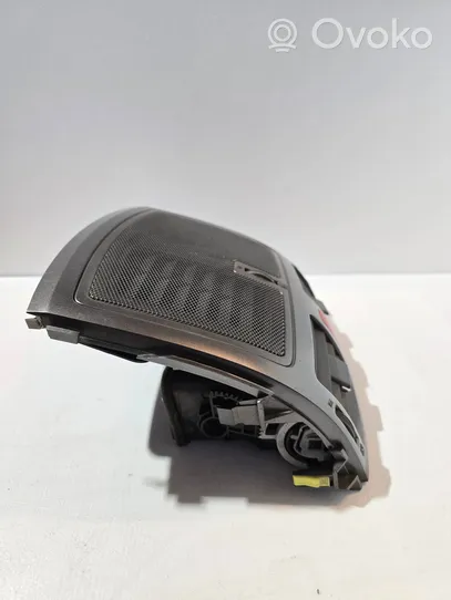 Toyota Auris 150 Griglia di ventilazione centrale cruscotto 5567012330